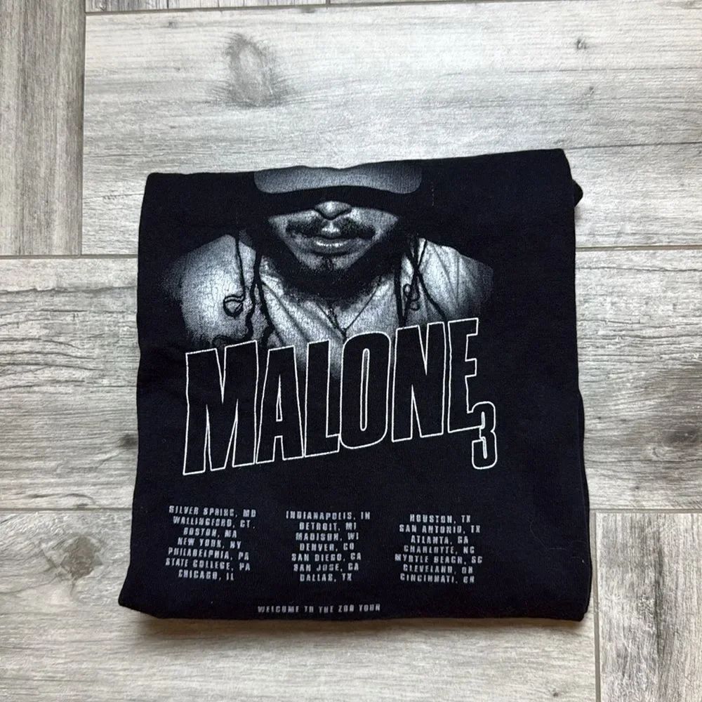 Gildan Heavy Cotton Mens Black Post Malone 3 Tour Long Sleeve T-Shirt Small